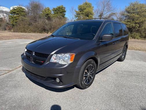 2016 Dodge Grand Caravan R/T