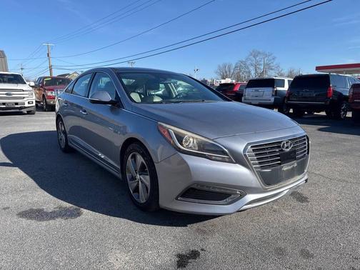 2016 Hyundai SONATA Hybrid Limited