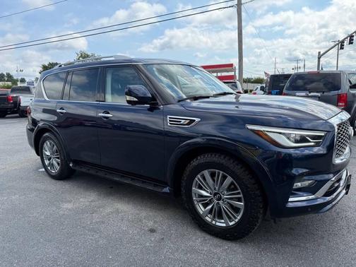 2021 INFINITI QX80 Luxe