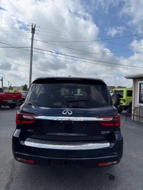2021 INFINITI QX80 Luxe