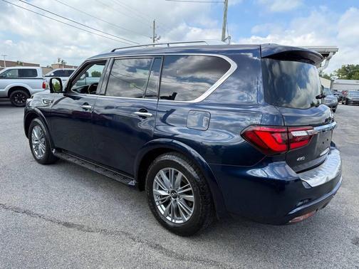 2021 INFINITI QX80 Luxe