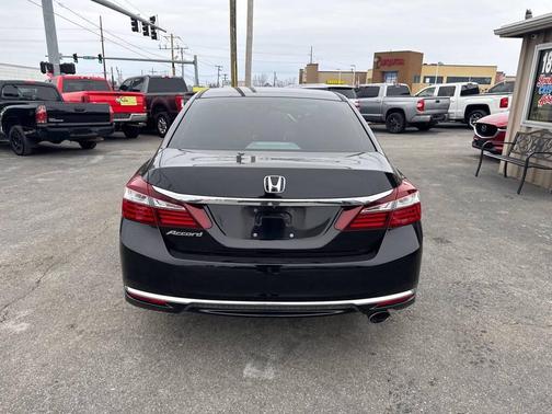 2016 Honda Accord LX