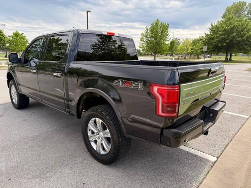 Tuxedo Black Metallic 2015 Ford F-150 XL