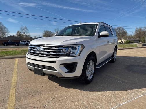 Oxford White 2018 Ford Expedition XLT