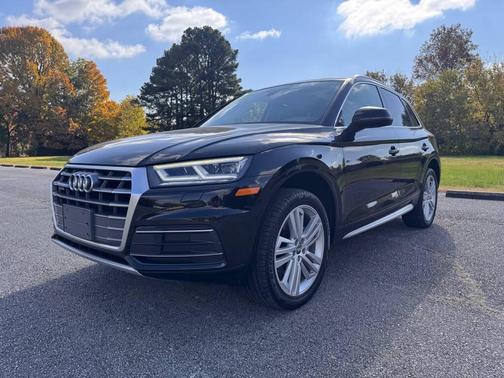 2018 Audi Q5 2.0T Premium Plus