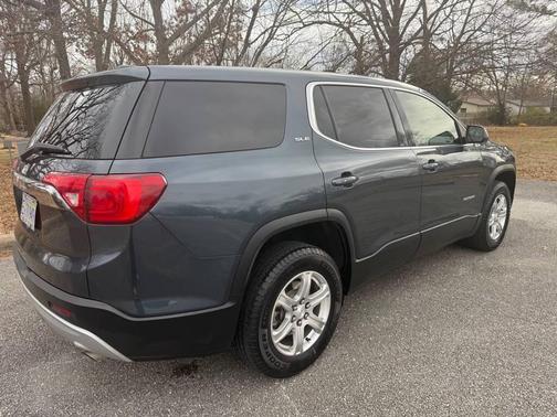2019 GMC Acadia SLE-1