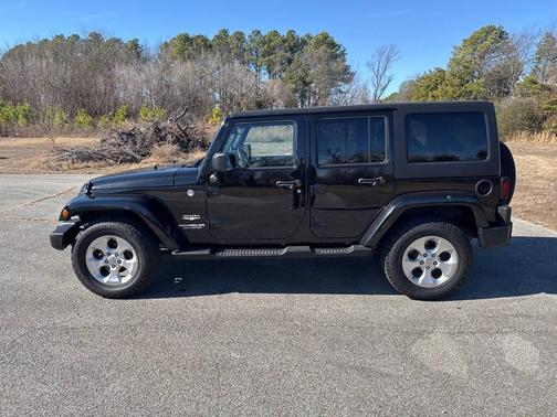 2013 Jeep Wrangler Unlimited Sahara