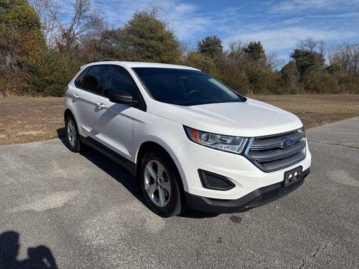 2017 Ford Edge SE