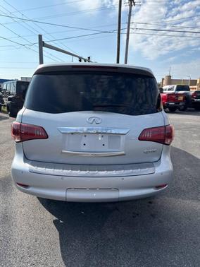 2017 INFINITI QX80 Base