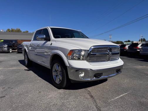2018 RAM 1500 SLT