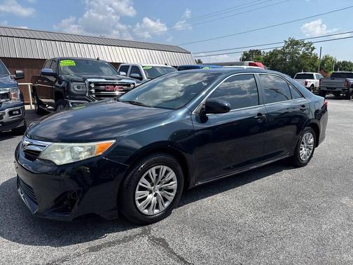 2014 Toyota Camry LE