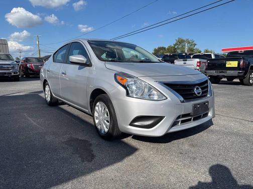 2019 Nissan Versa 1.6 SV