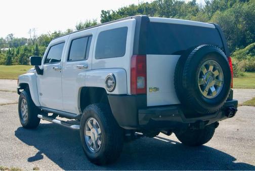 2006 Hummer H3 Base