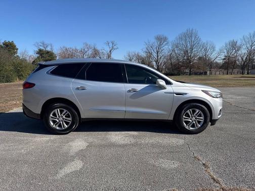 2018 Buick Enclave Essence
