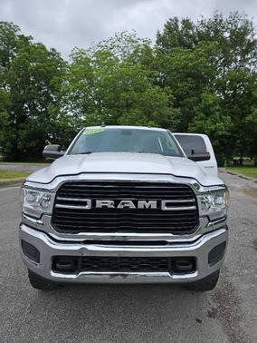 2020 RAM 2500 Big Horn Crew Cab 4X4 6'4' Box