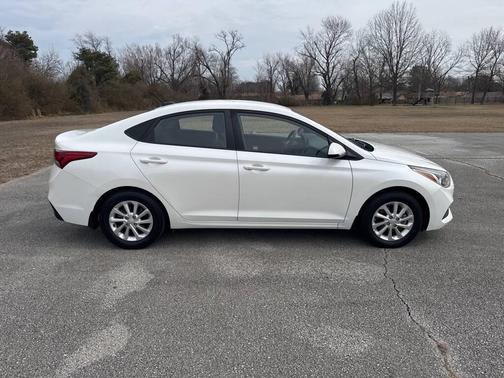 2018 Hyundai Accent SEL