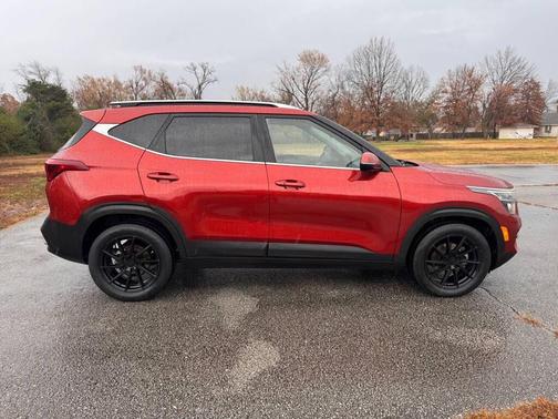 2022 Kia Seltos S