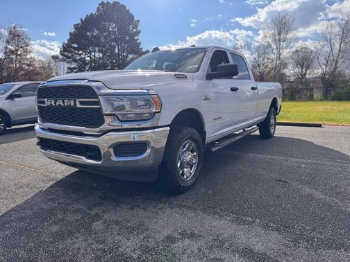 2020 RAM 2500 Tradesman Crew Cab 4X4 8' Box