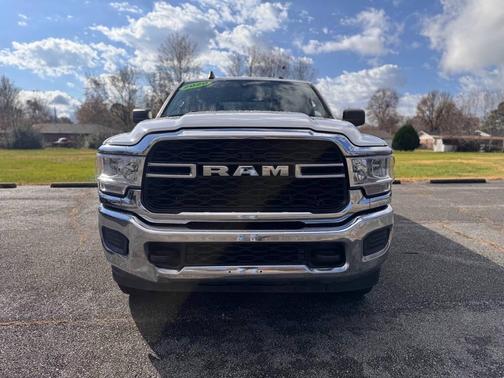 2020 RAM 2500 Tradesman Crew Cab 4X4 8' Box