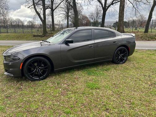 2017 Dodge Charger SE