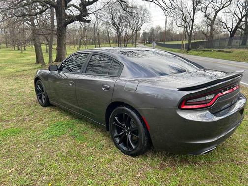 2017 Dodge Charger SE