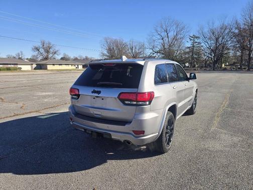 2020 Jeep Grand Cherokee Altitude