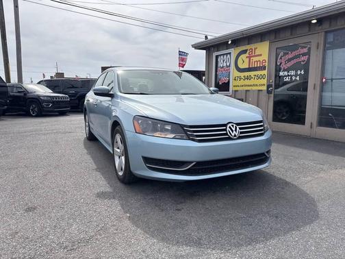 2013 Volkswagen Passat 2.5 SE