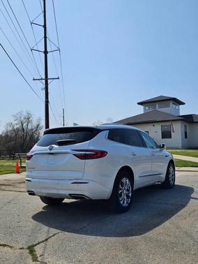 White Frost Tricoat 2020 Buick Enclave FWD Avenir