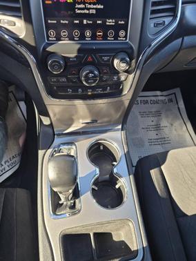 2018 Jeep Grand Cherokee Laredo E