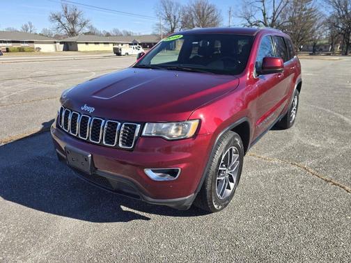 2018 Jeep Grand Cherokee Laredo E