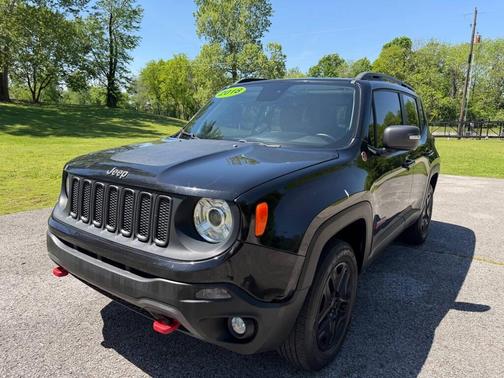Black 2018 Jeep Renegade Trailhawk