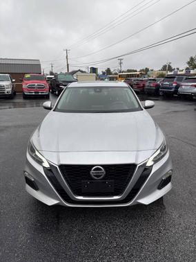 2022 Nissan Altima 2.5 SV