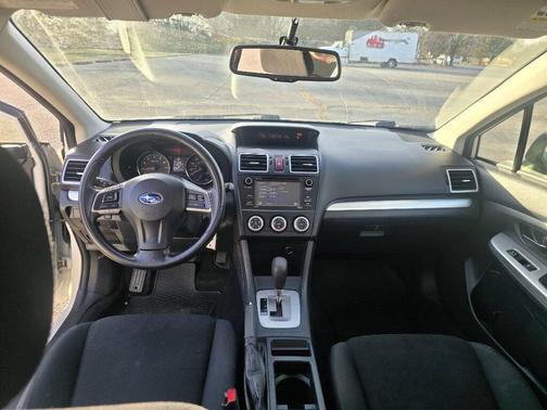 2015 Subaru Impreza 2.0i