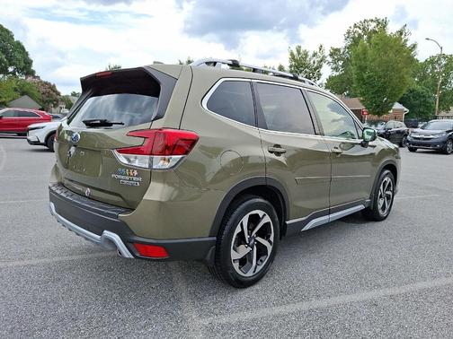 2023 Subaru Forester Touring