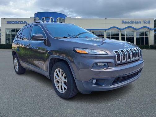 Granite Crystal Clearcoat Metallic 2014 Jeep Cherokee Latitude