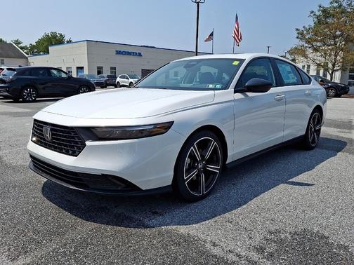 Platinum White Pearl 2026 Honda Accord SE