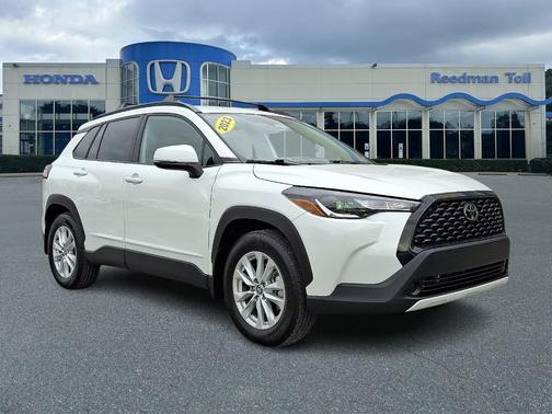 2023 Toyota Corolla Cross LE