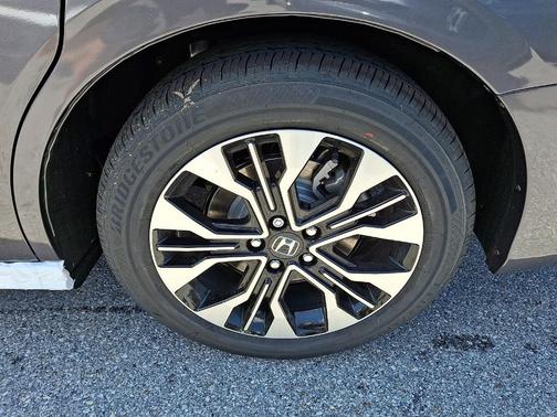 Modern Steel Metallic 2026 Honda Odyssey Elite