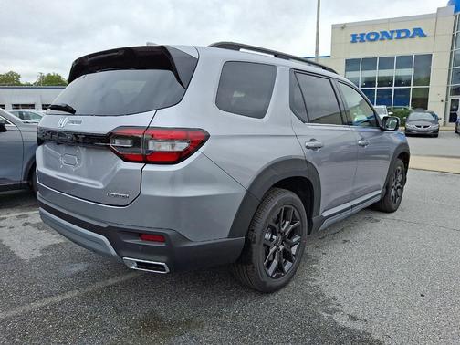 2025 Honda Pilot Touring+