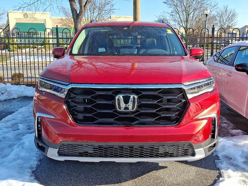 2025 Honda Pilot Touring