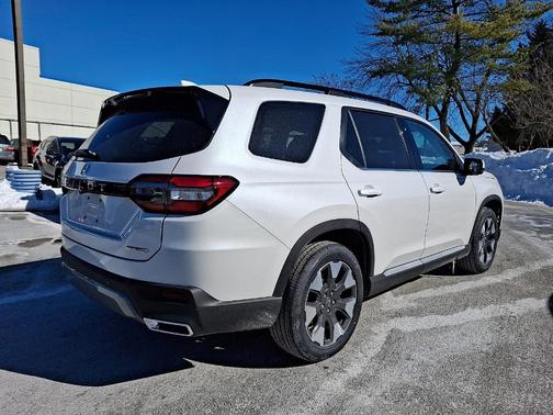 2026 Honda Pilot Touring
