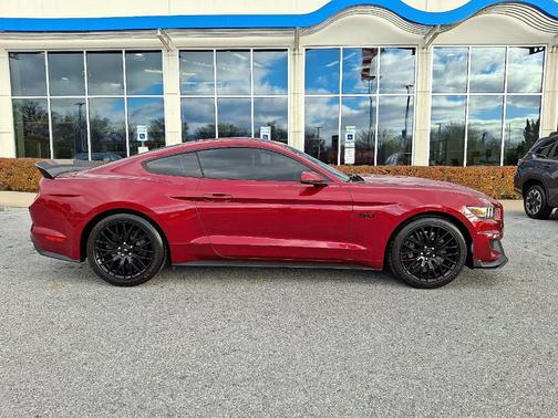 2017 Ford Mustang GT Premium