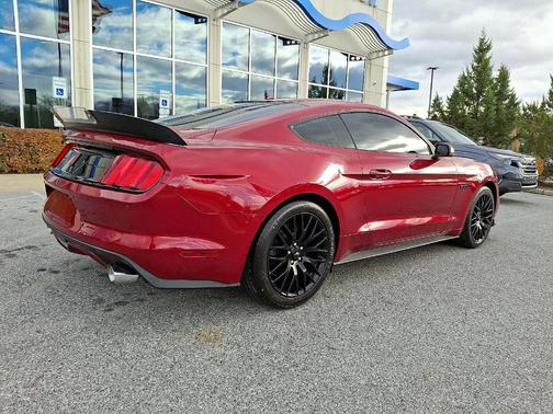 2017 Ford Mustang GT Premium