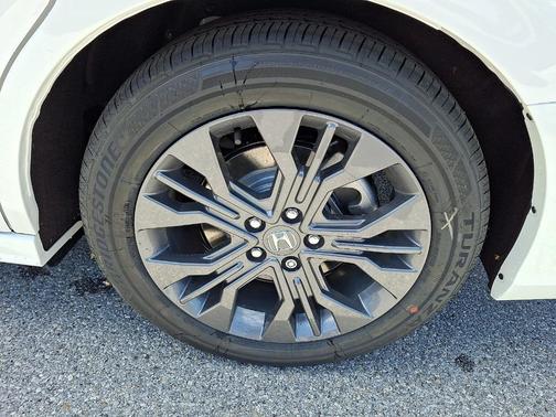 Platinum White Pearl 2026 Honda Odyssey Touring