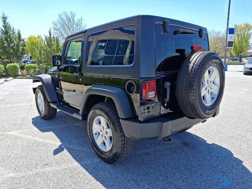 2016 Jeep Wrangler Sport