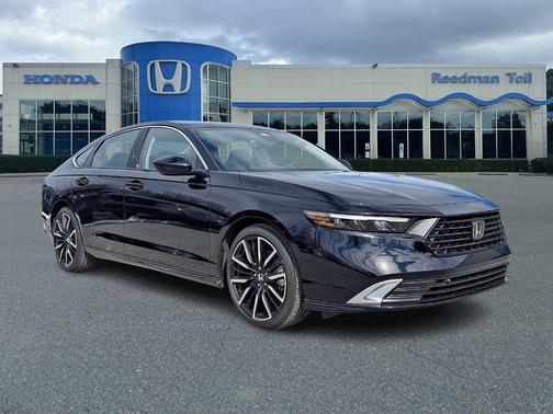 Crystal Black Pearl 2026 Honda Accord Hybrid Touring