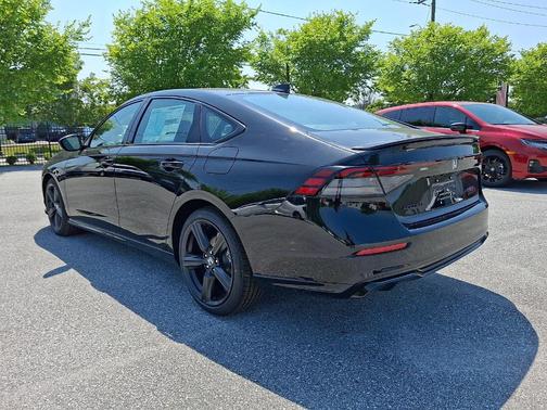 Crystal Black Pearl 2026 Honda Accord Hybrid Sport-L