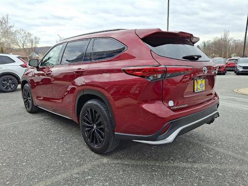 2023 Toyota Highlander XSE