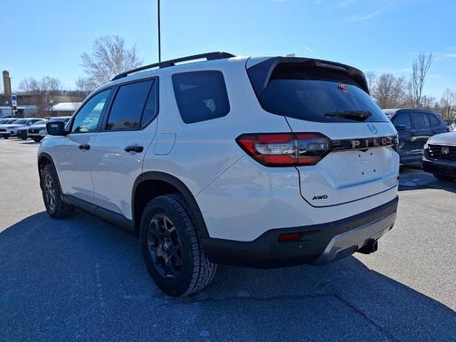 2026 Honda Pilot TrailSport