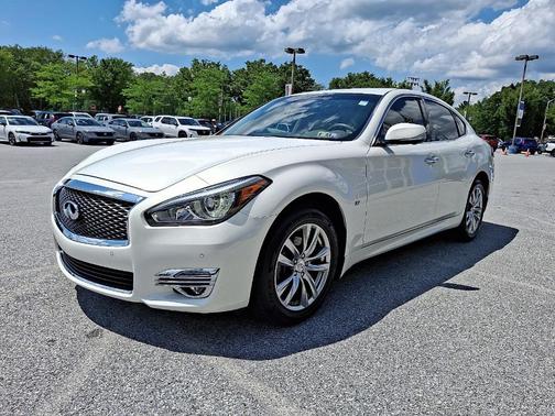 2015 INFINITI Q70 3.7X
